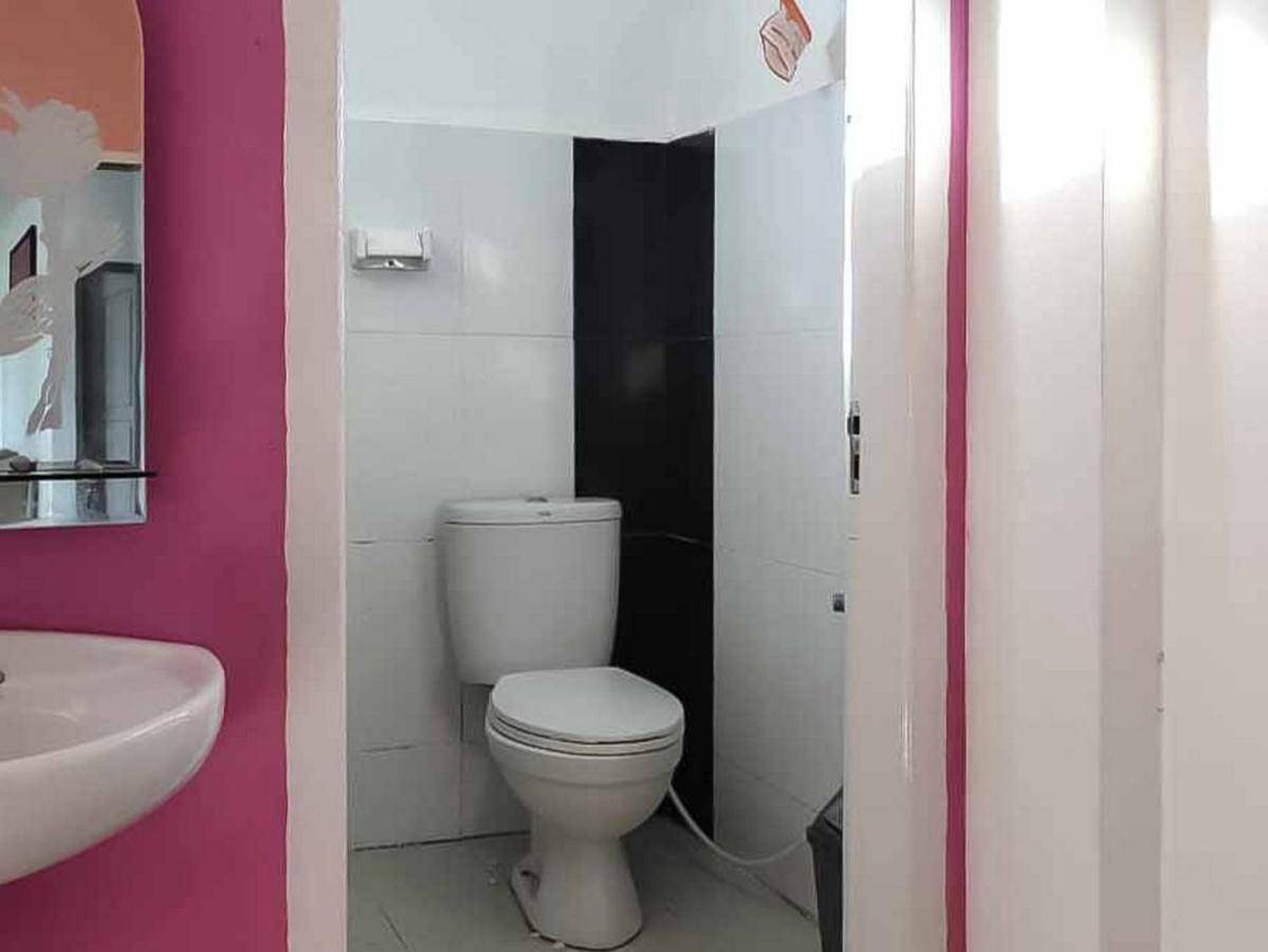 Hotel Ananda Syariah Redpartner Bukittinggi Buitenkant foto